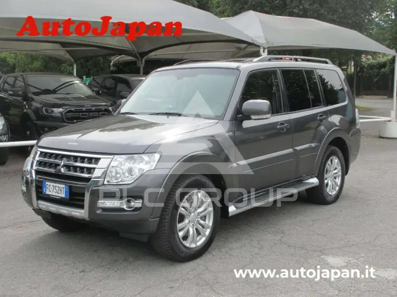 2016 Mitsubishi PAJARO