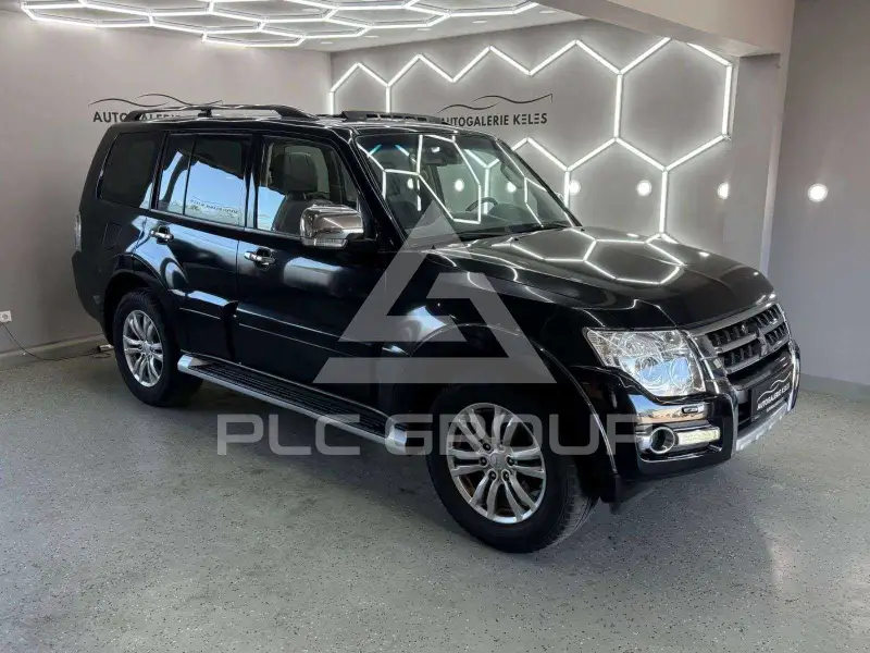 2016 Mitsubishi PAJARO