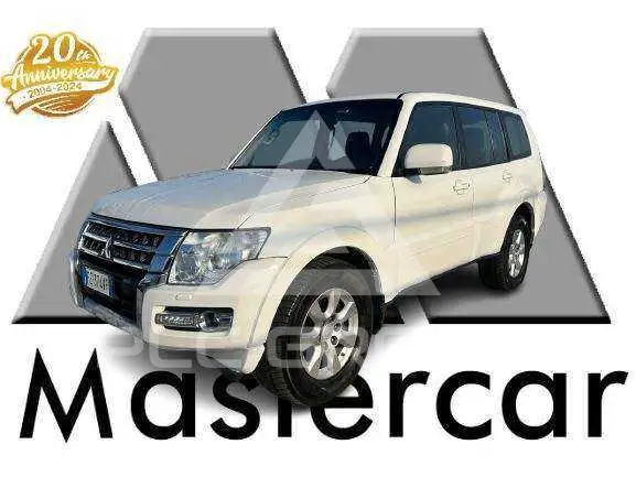2016 Mitsubishi PAJARO