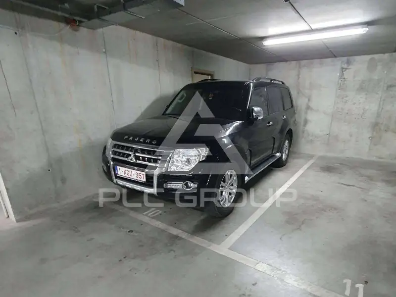 2016 Mitsubishi PAJARO