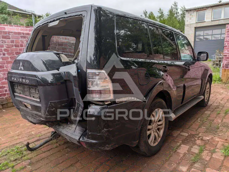 2016 Mitsubishi PAJARO
