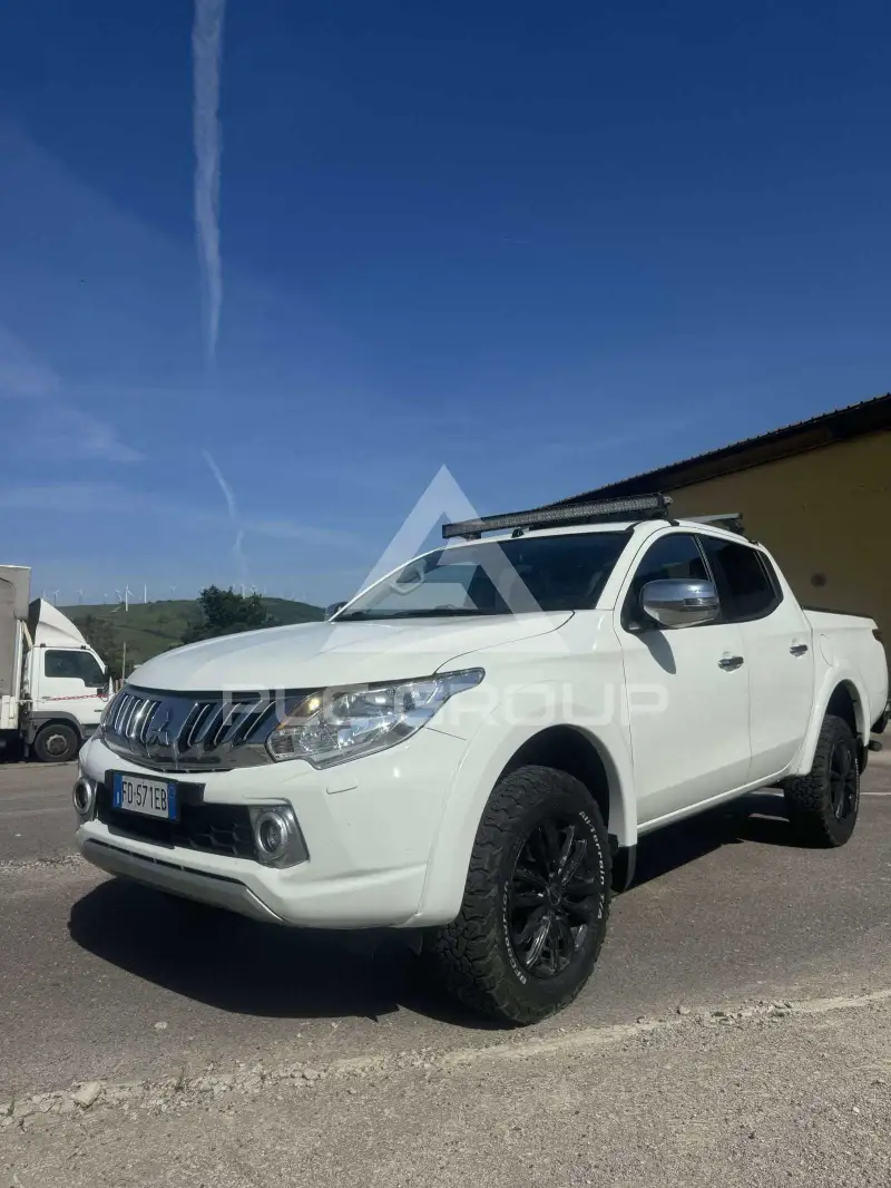 2016 Mitsubishi L200