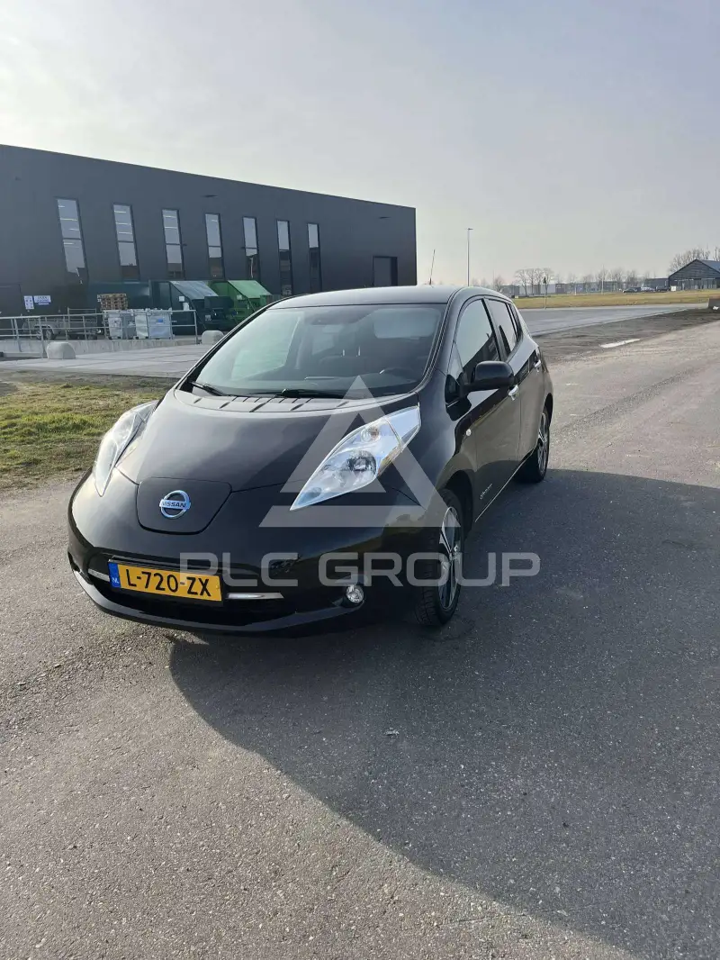 2016 Nissan LEAF