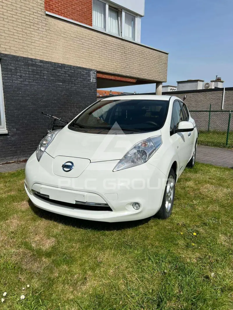 2016 Nissan LEAF
