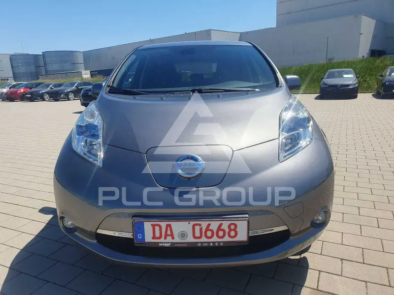 2016 Nissan LEAF