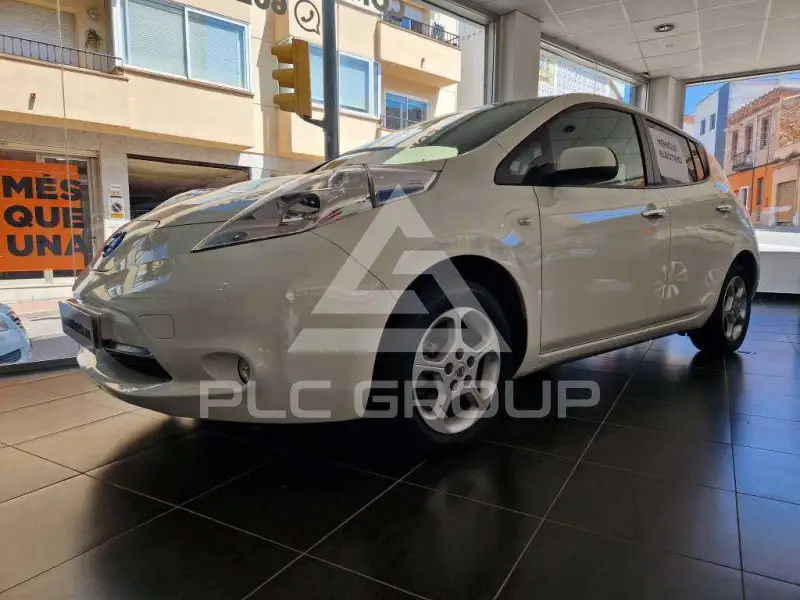 2016 Nissan LEAF