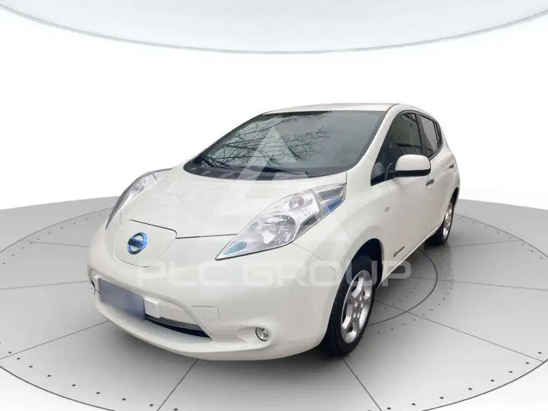2016 Nissan LEAF