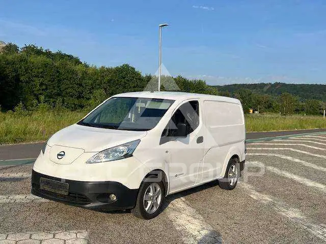 2016 Nissan Evalia