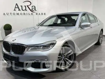 2016 BMW 740