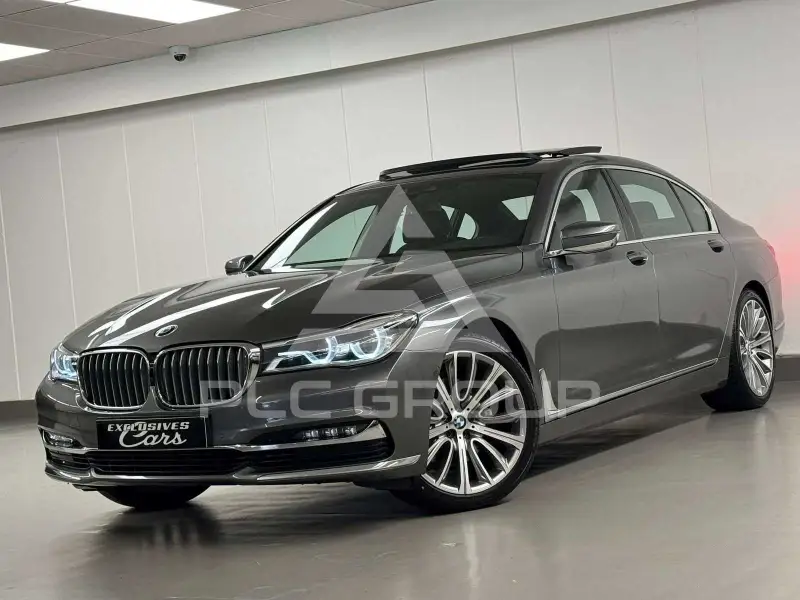 2016 BMW 740