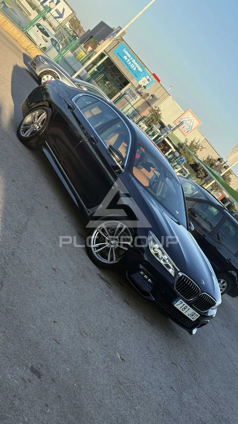 2016 BMW 740
