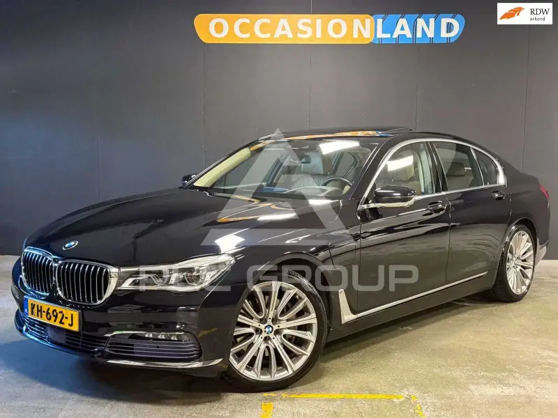 2016 BMW 740