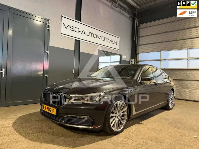 2016 BMW 740