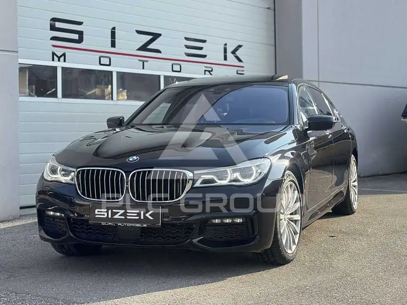 2016 BMW 740