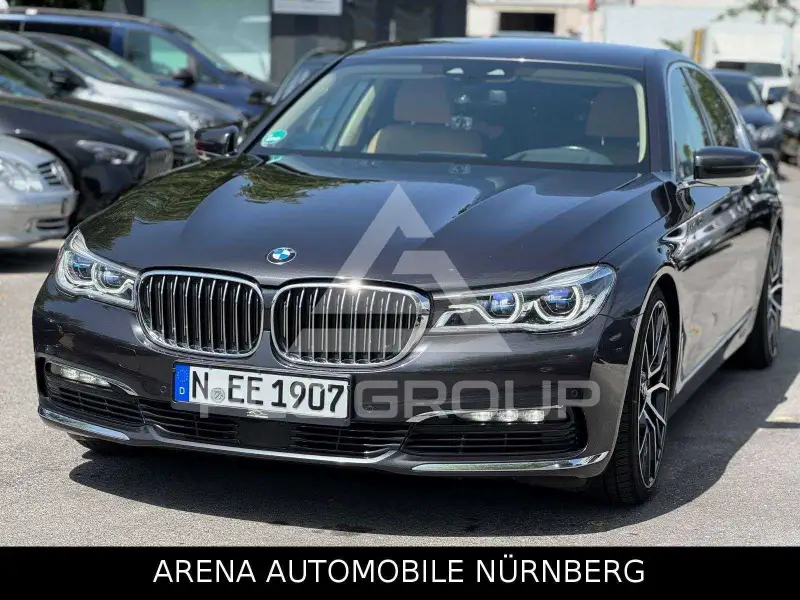 2016 BMW 740