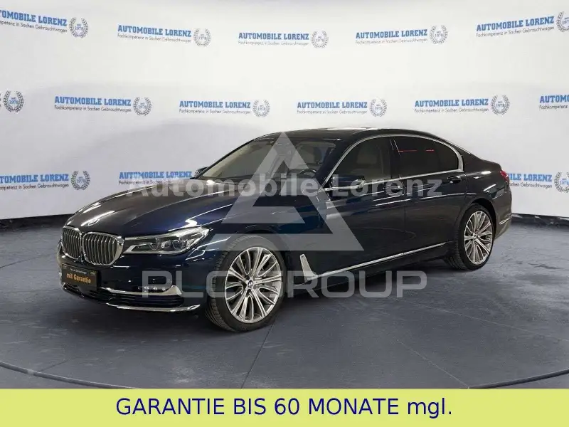 2016 BMW 740