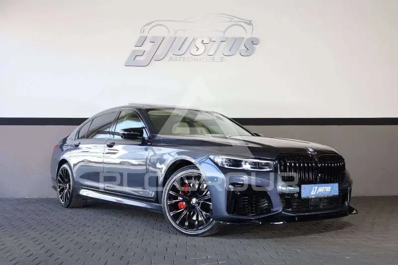 2016 BMW 750