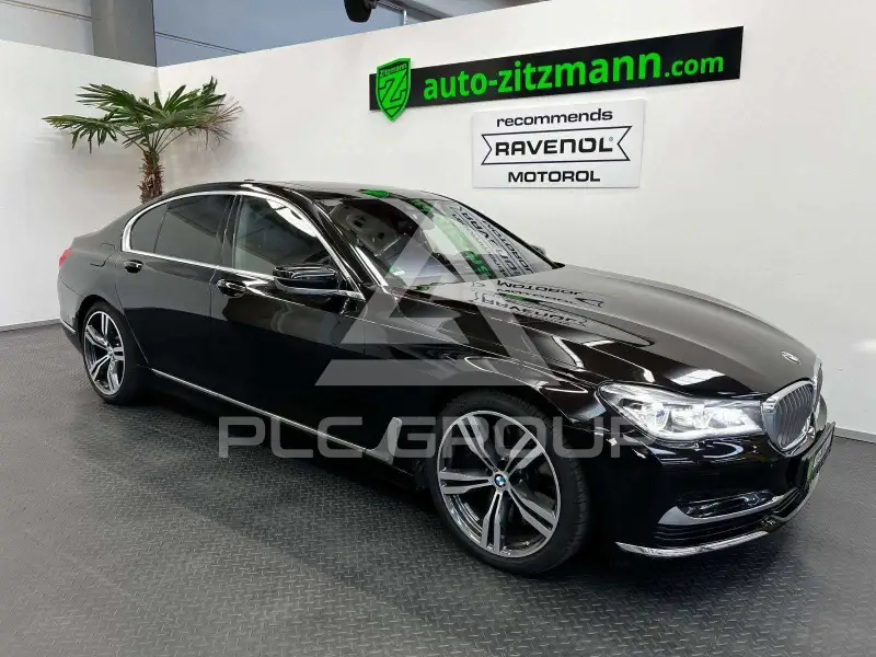 2016 BMW 750