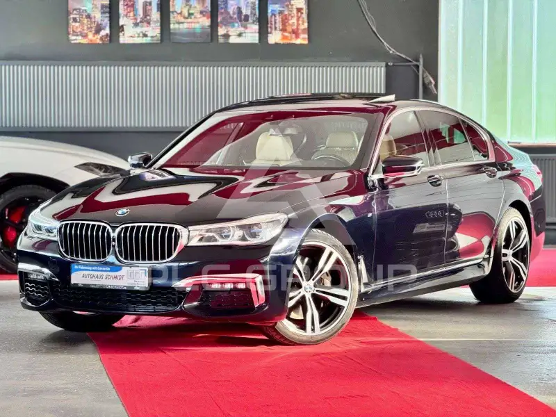 2016 BMW 750