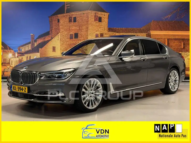 2016 BMW 750