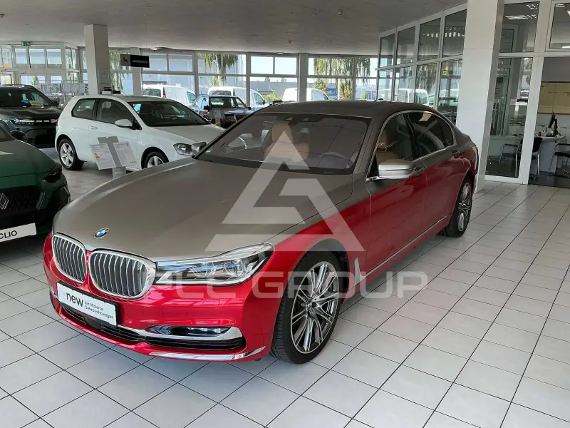2016 BMW 750