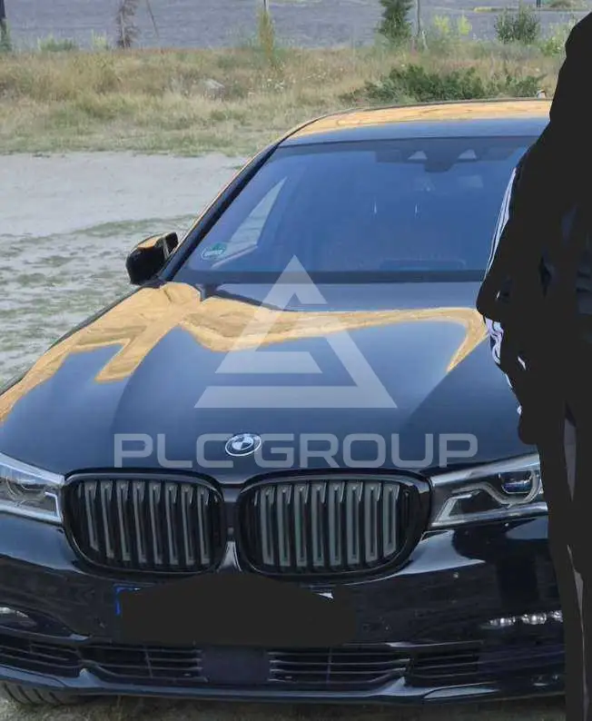 2016 BMW 750