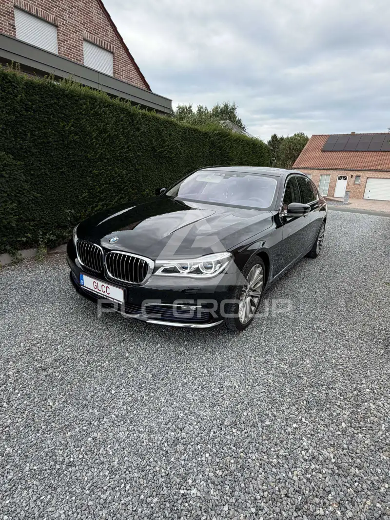 2016 BMW 750