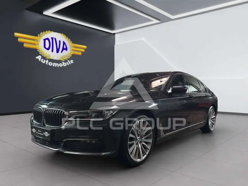 2016 BMW 750