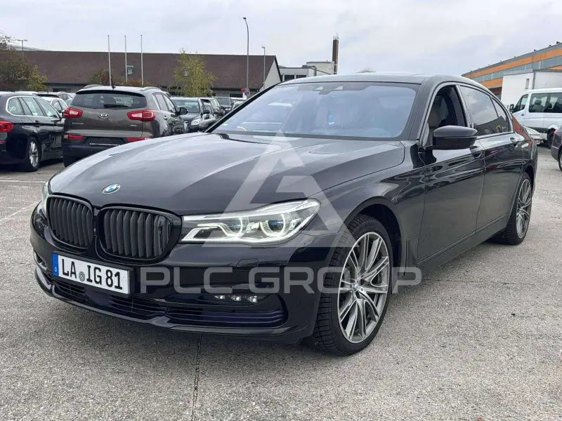 2016 BMW 750
