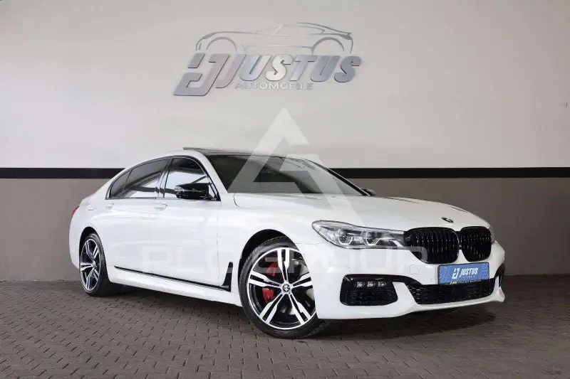 2016 BMW 750