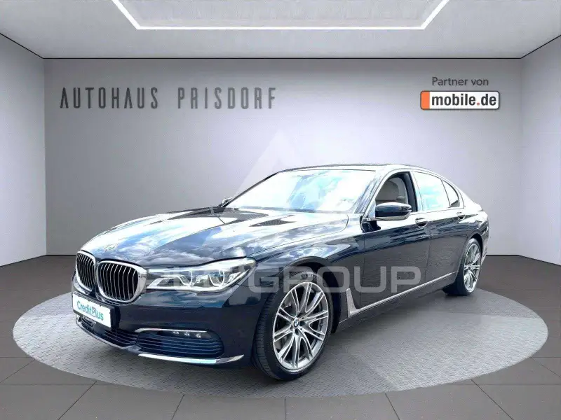2016 BMW 750