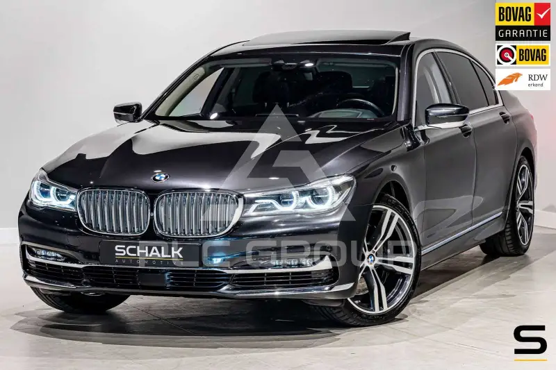 2016 BMW 750