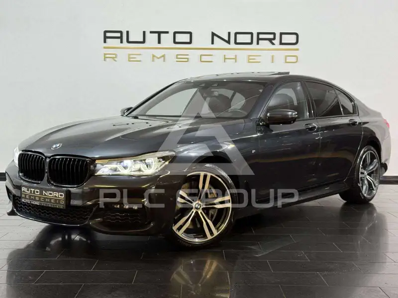 2016 BMW 750