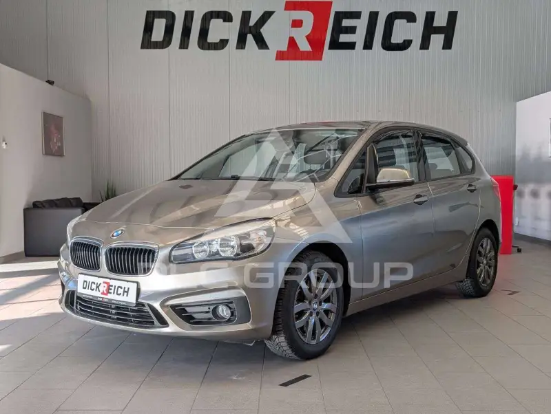 2016 BMW 220