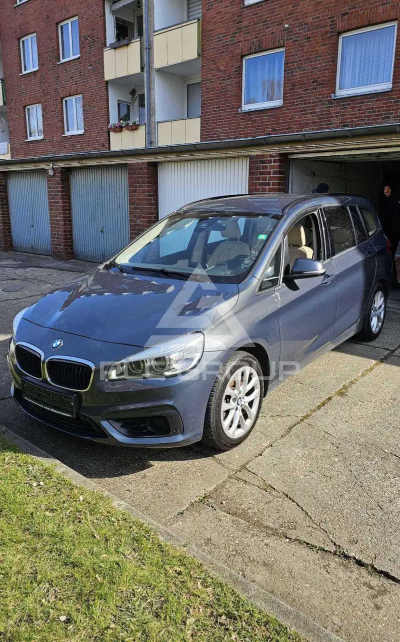2016 BMW 220