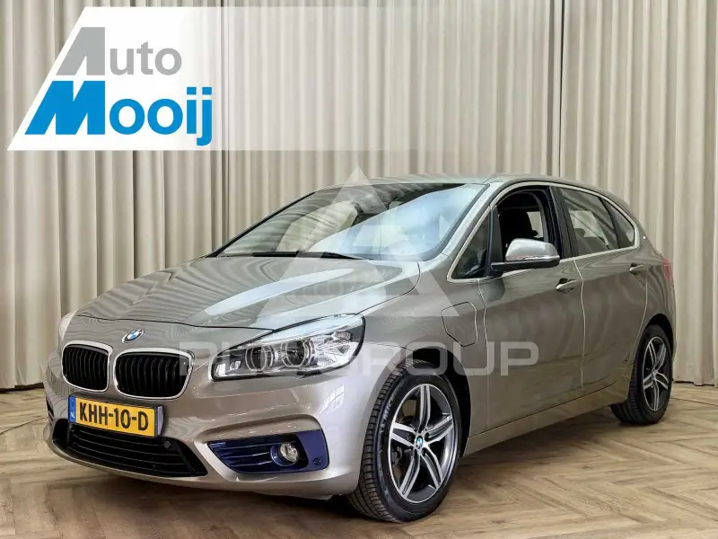 2016 BMW 225