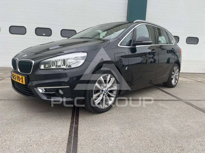 2016 BMW 225
