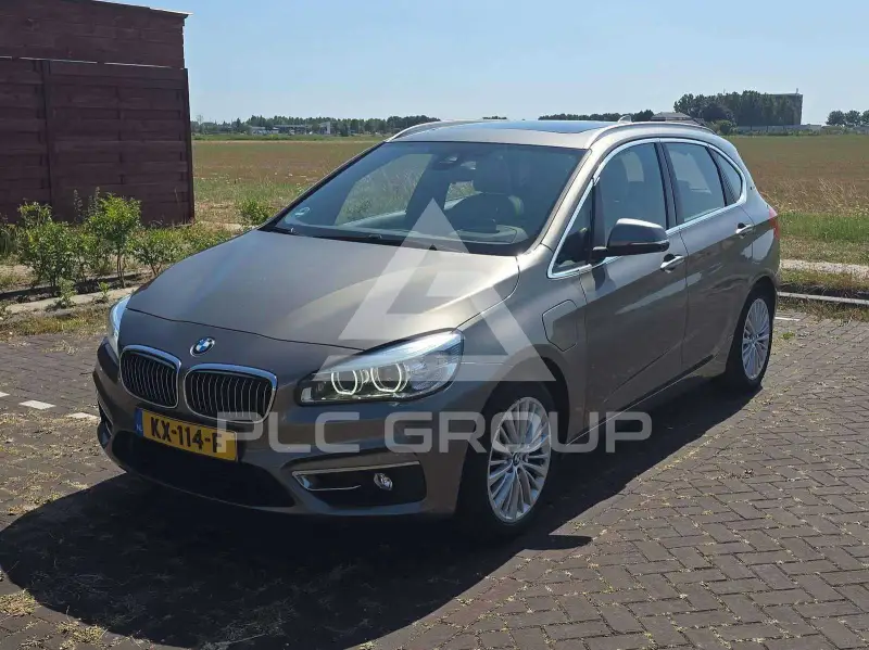 2016 BMW 225