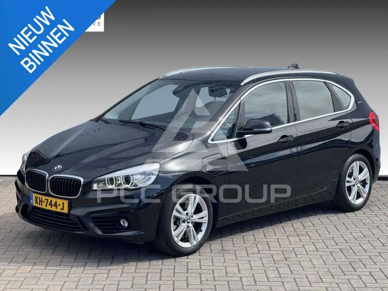2016 BMW 225