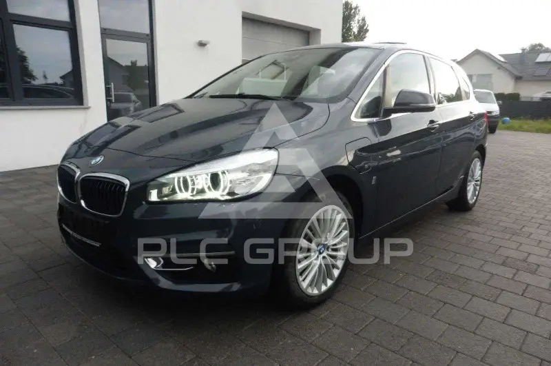 2016 BMW 225