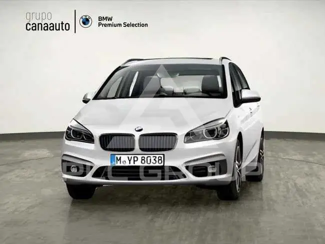 2016 BMW 225