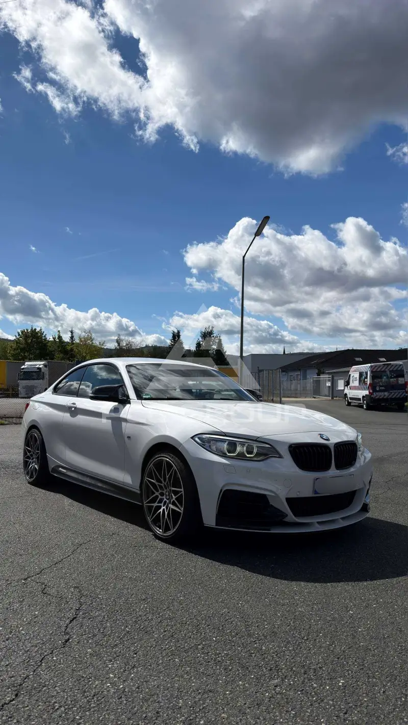2016 BMW 240M