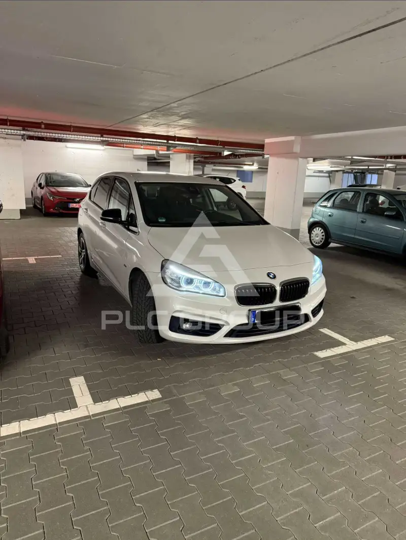 2016 BMW 218