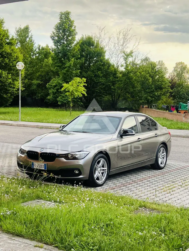 2016 BMW 320