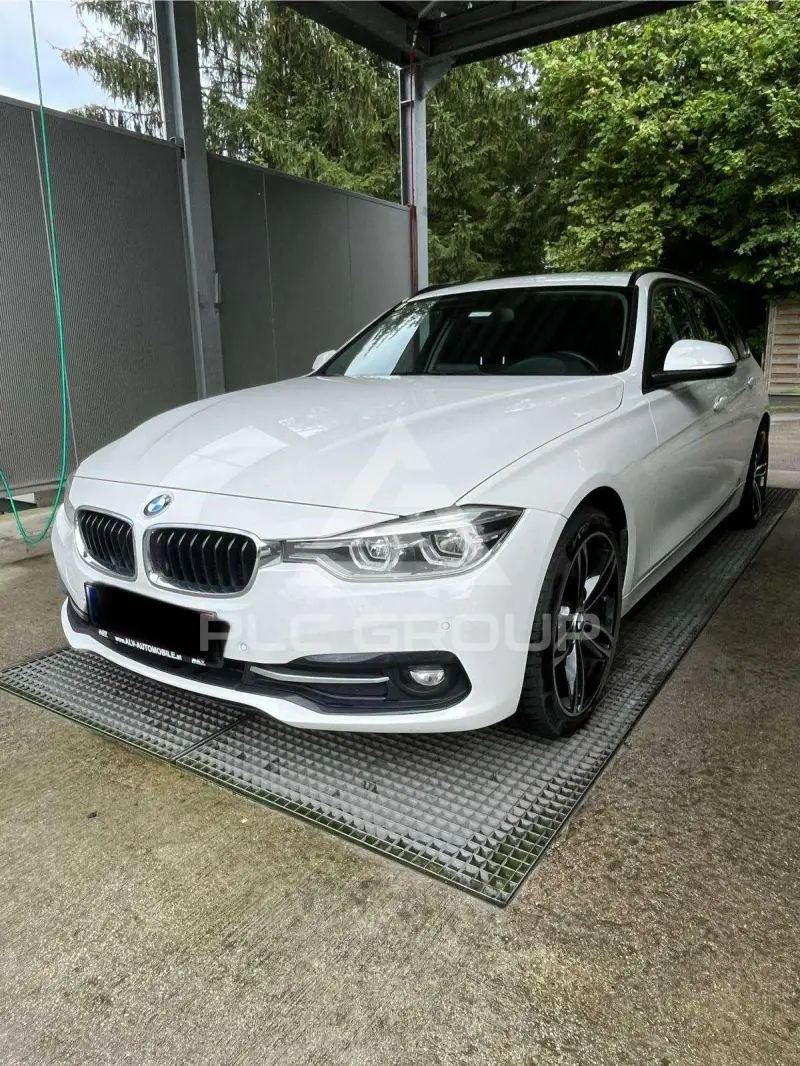 2016 BMW 320