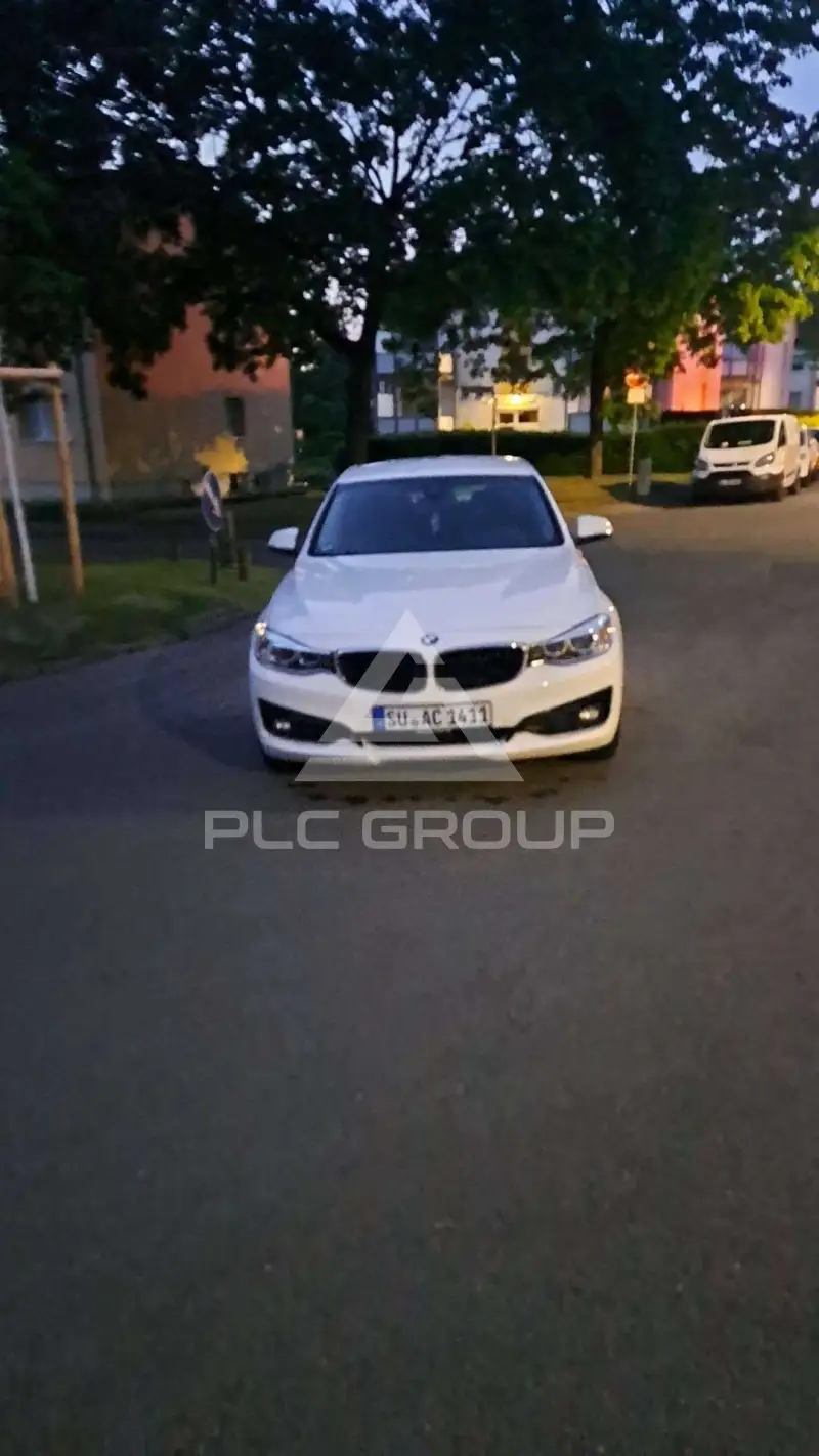 2016 BMW 320