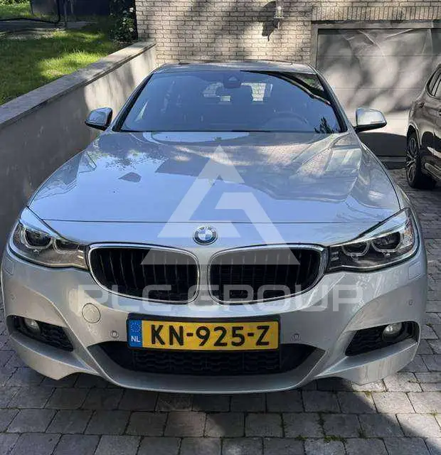 2016 BMW 320