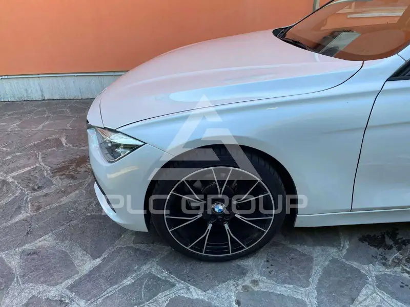 2016 BMW 320