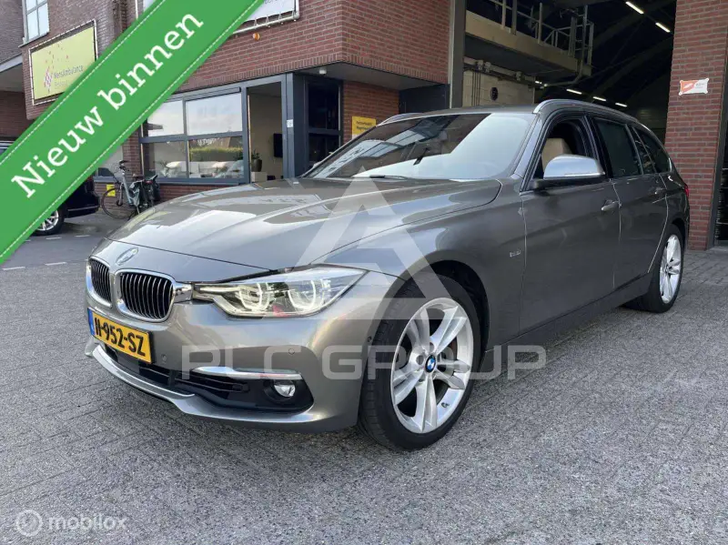 2016 BMW 330