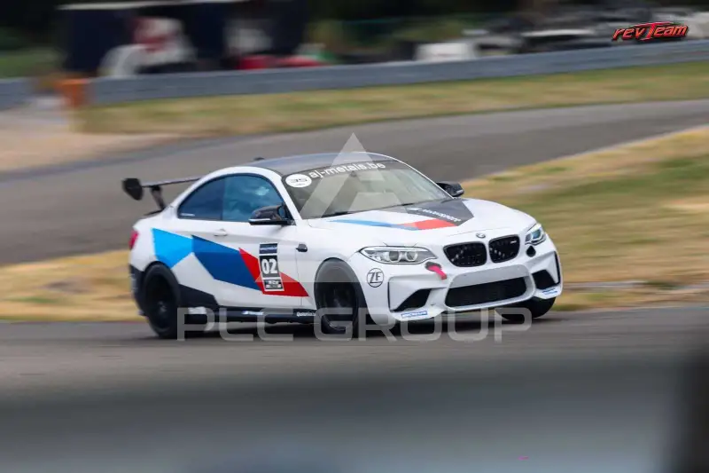 2016 BMW M2